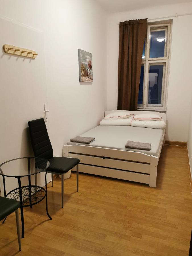 7Brunnen Hostel & Guest House Wiedeń Zewnętrze zdjęcie